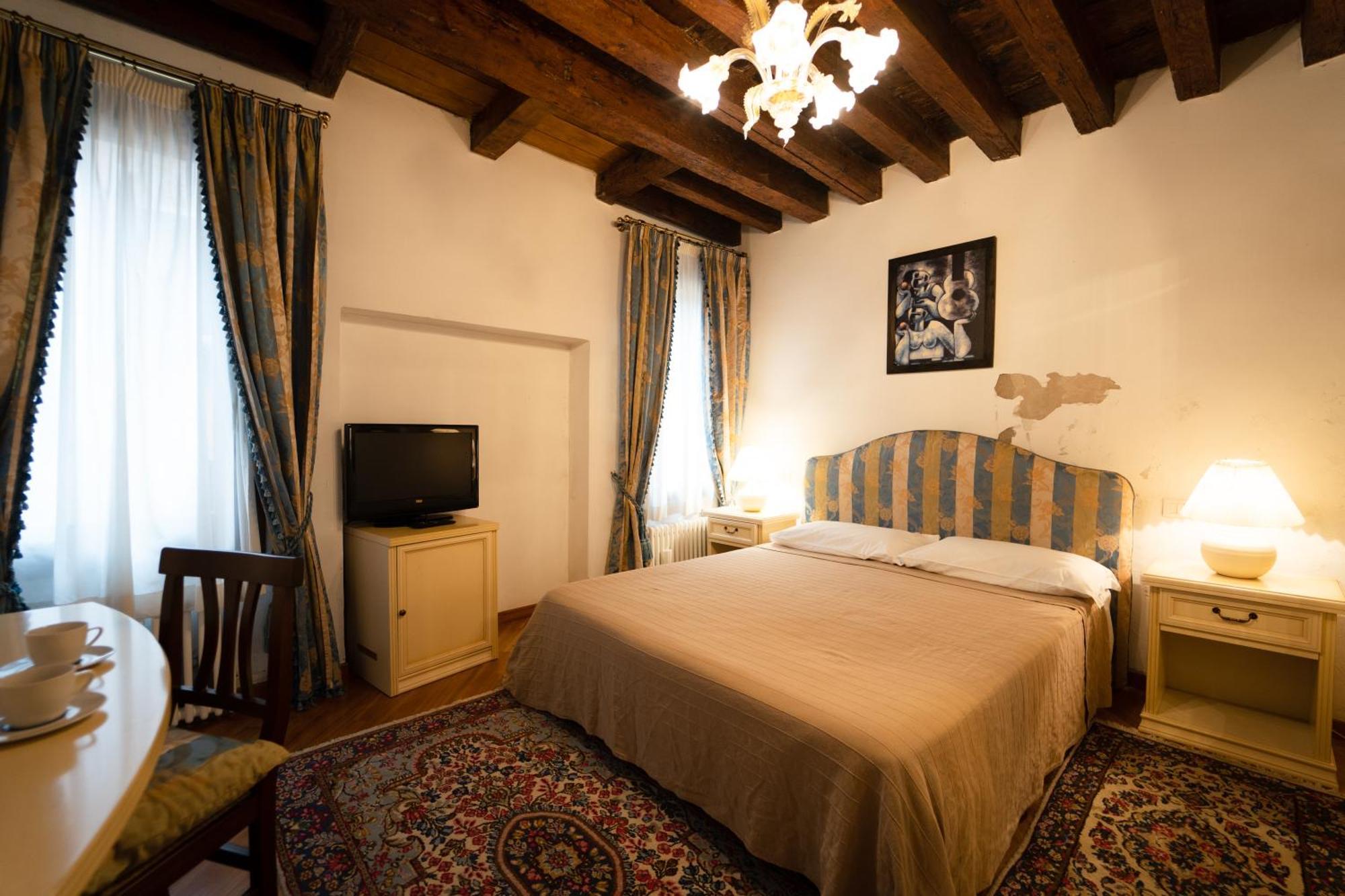 Furlani Apartments Venezia Eksteriør bilde