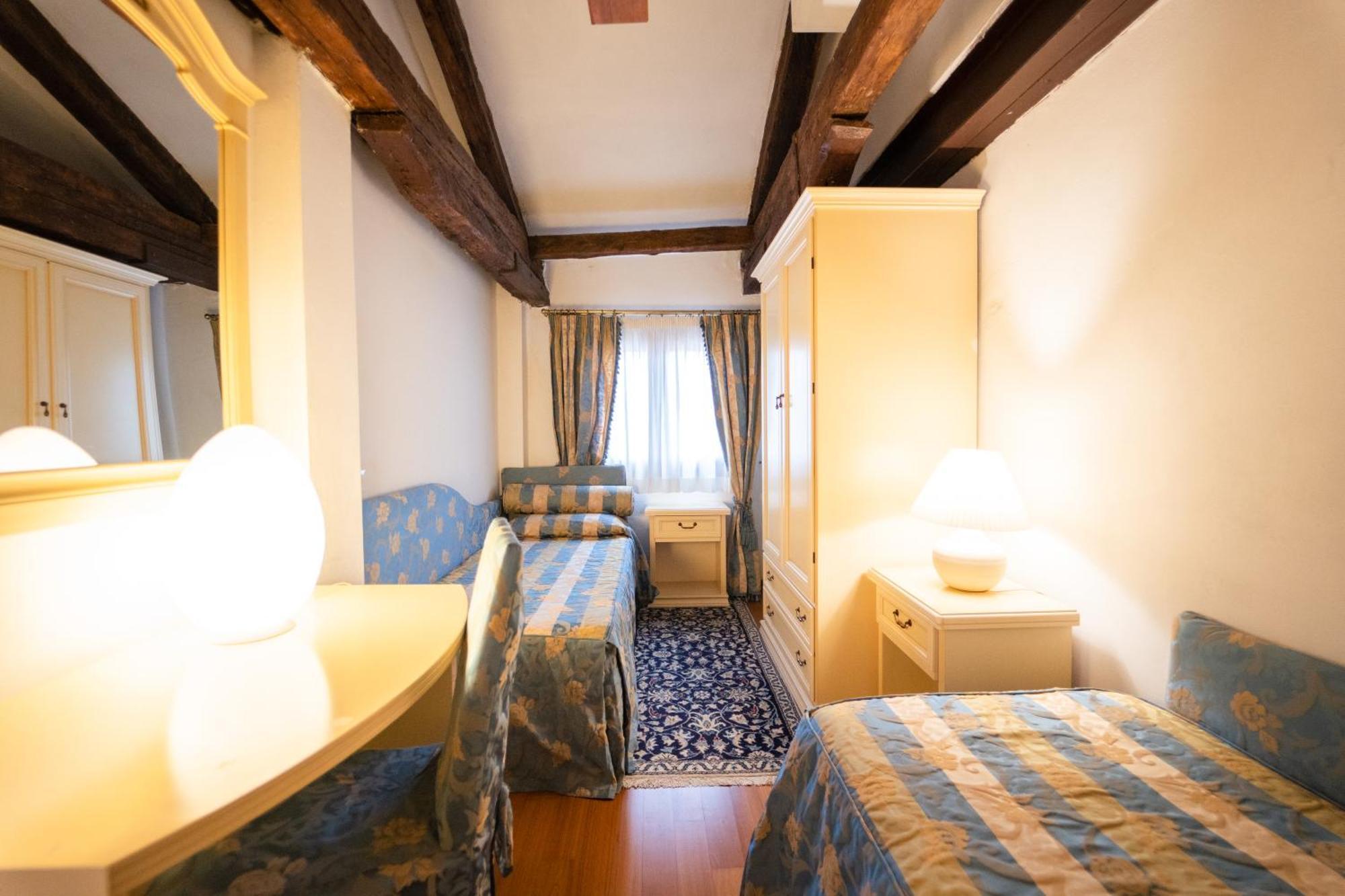 Furlani Apartments Venezia Eksteriør bilde